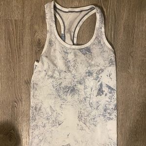 Lululemon swiftly tech tank size 4
